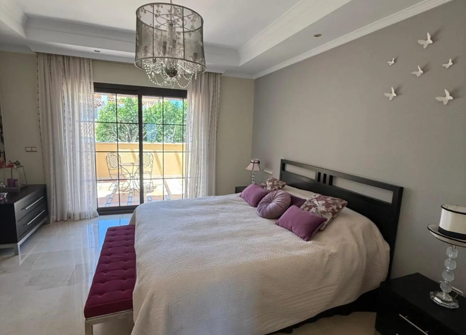 Family Friendly Villa Next To Puerto Banus Marbella